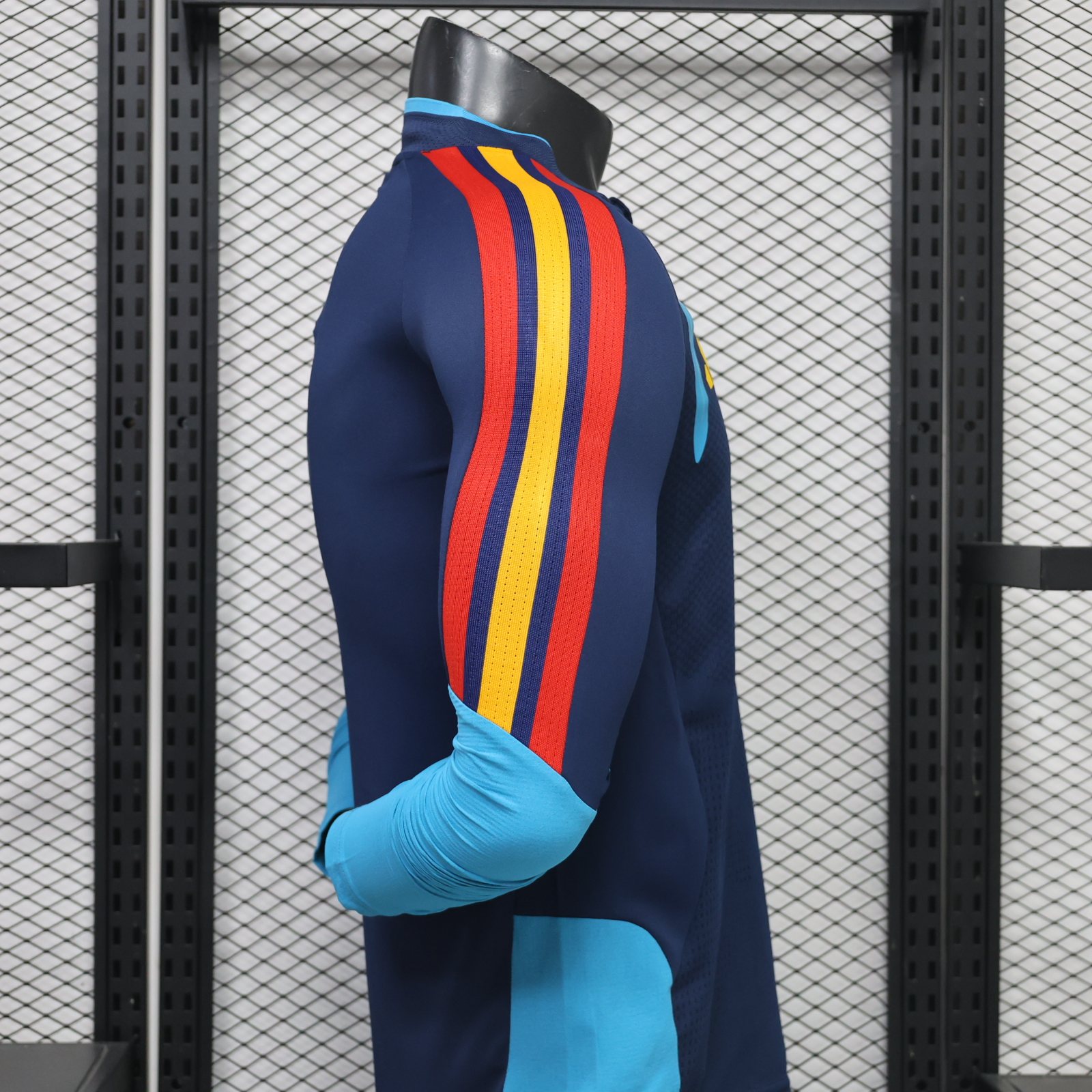 2026-27 Spain Long-Sleeve Training Jersey – Player Version
