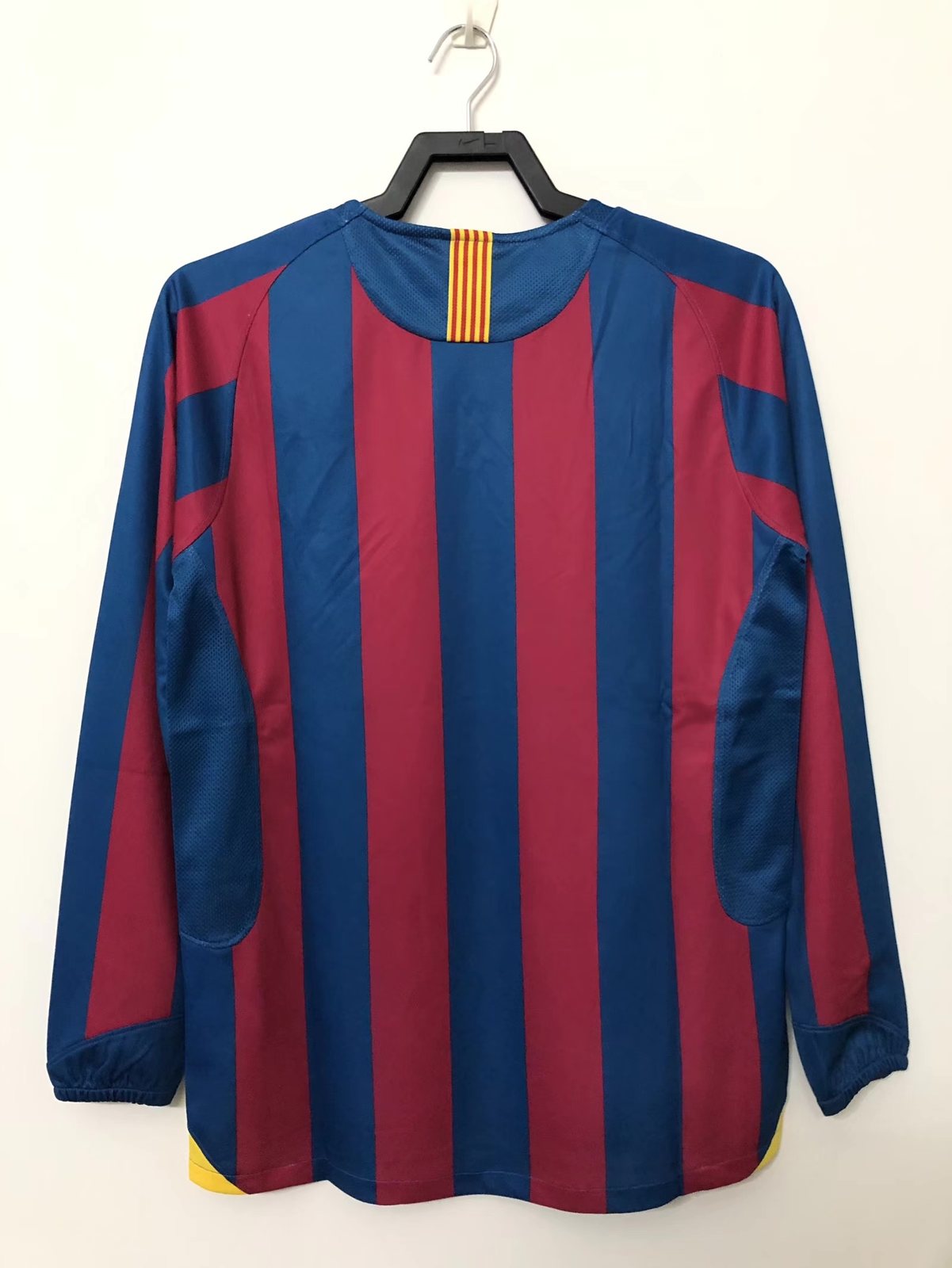 2005-06 Barcelona Home Long Sleeve Retro Jersey