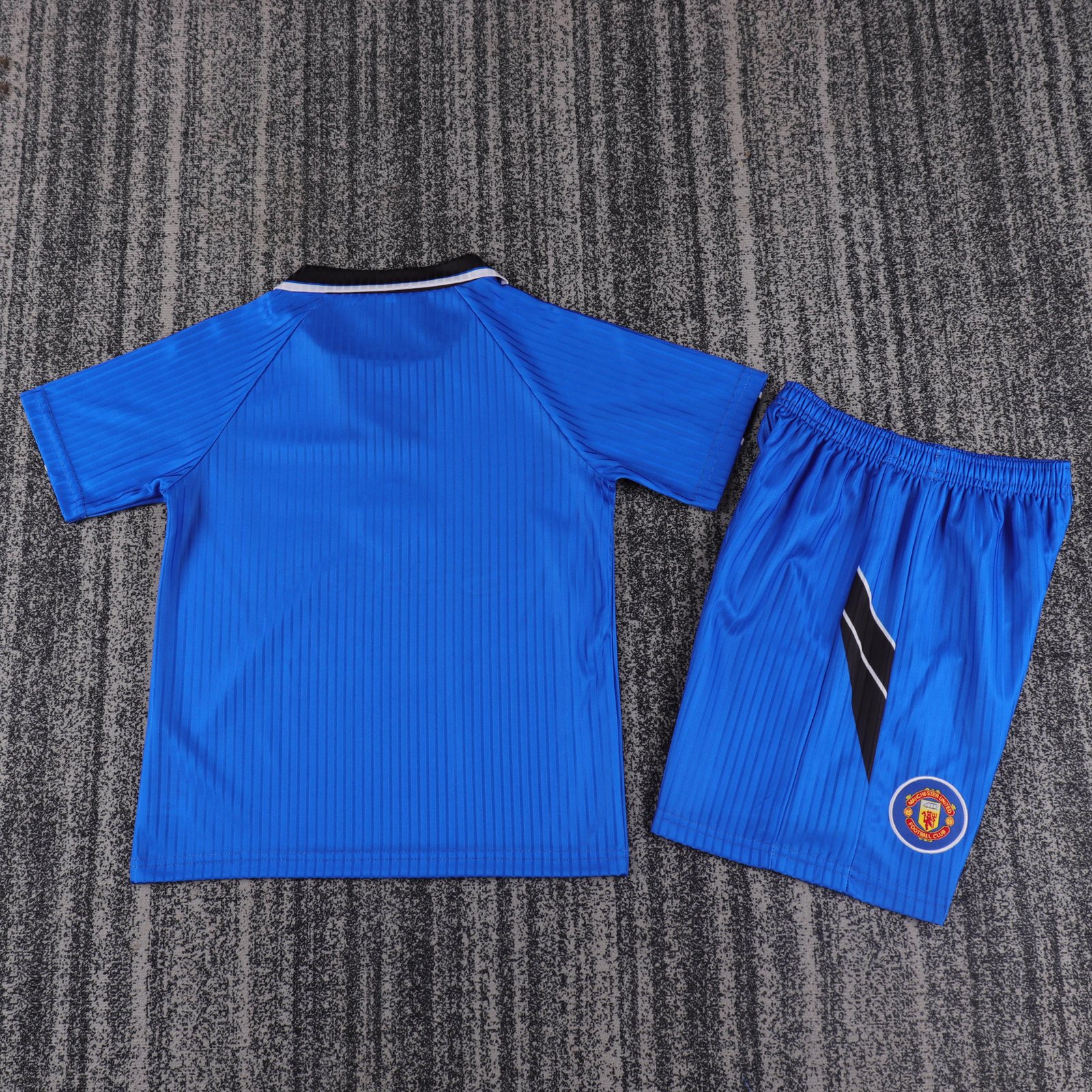1996-98 Manchester United Away Shirt - Kids Sizes