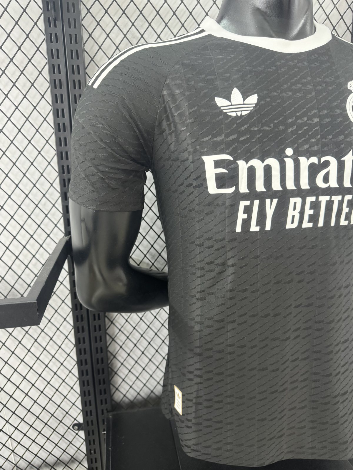 2025-26 Real Madrid Goalkeeper Jersey – Player Version