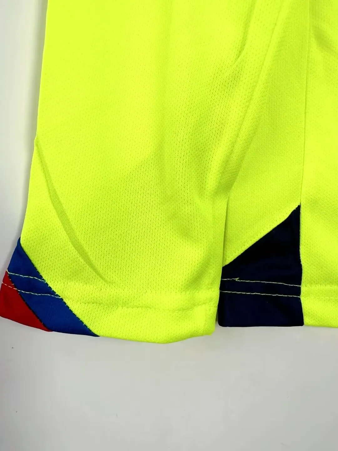 2005-06 Barcelona Away Long Sleeve Retro Jersey
