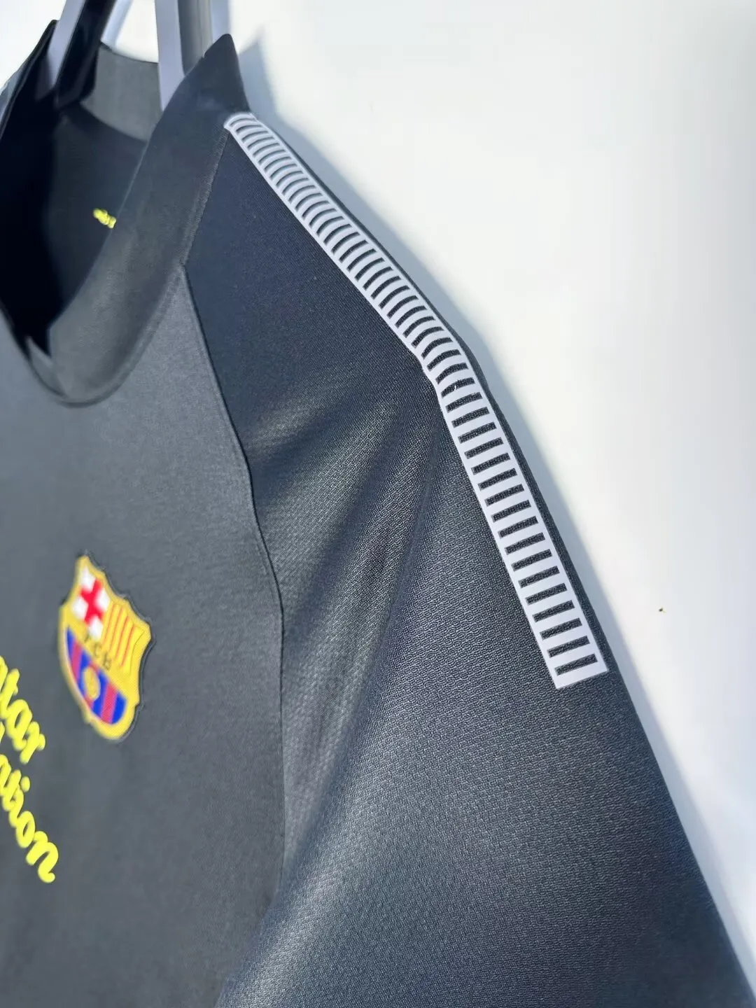 2011-12 Barcelona Away Retro Jersey