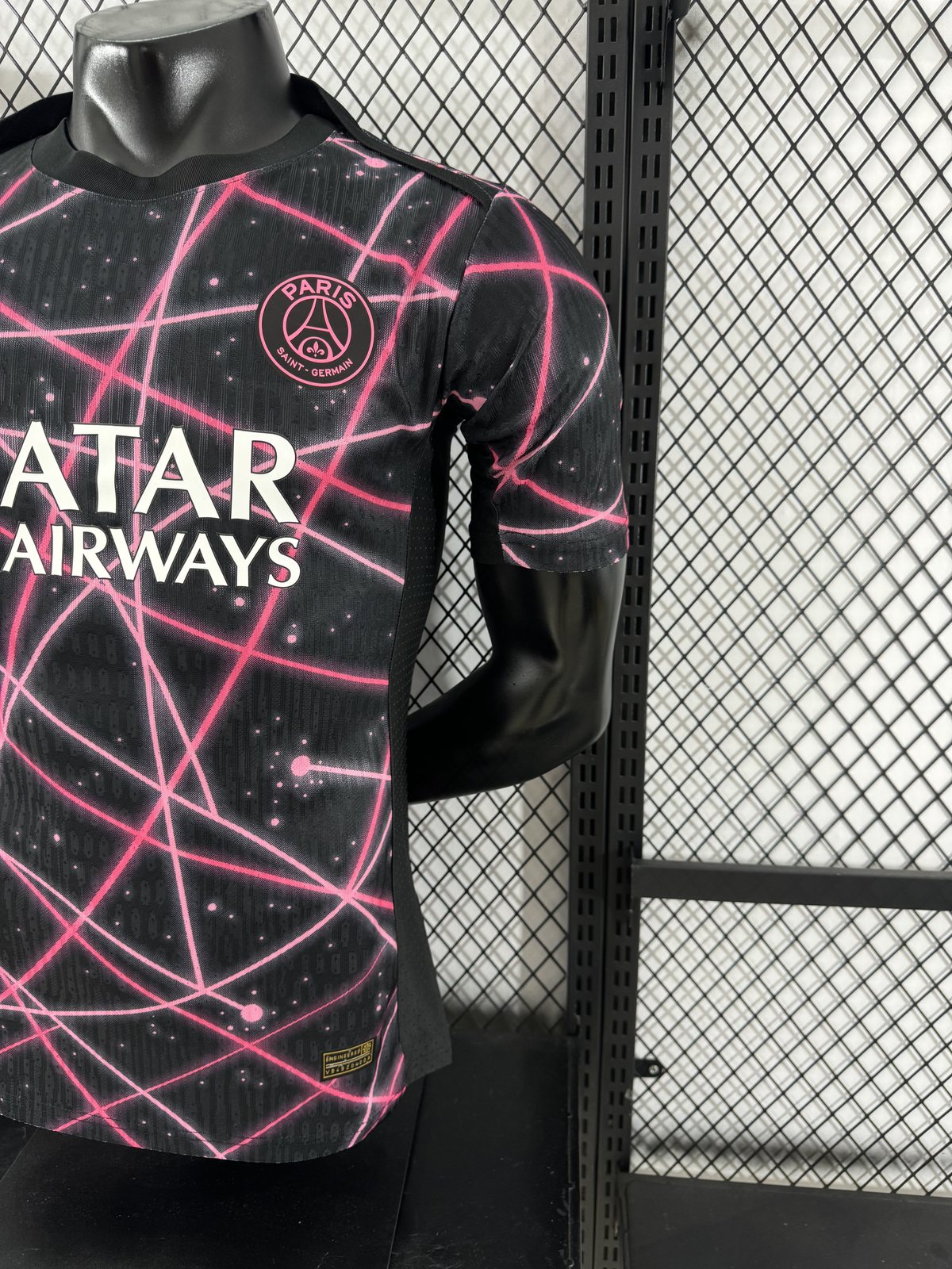 2025-26 Paris Saint-Germain Goalkeeper Jersey – Player Version