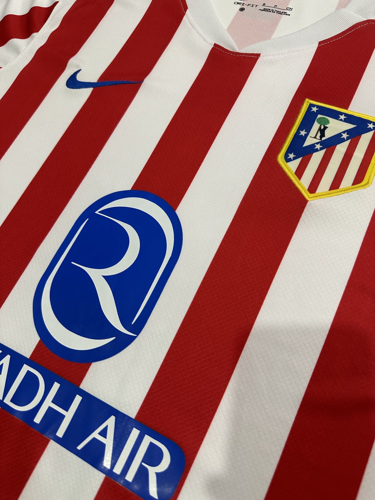 2025-26 Atlético Madrid Home Jersey – Fan Version