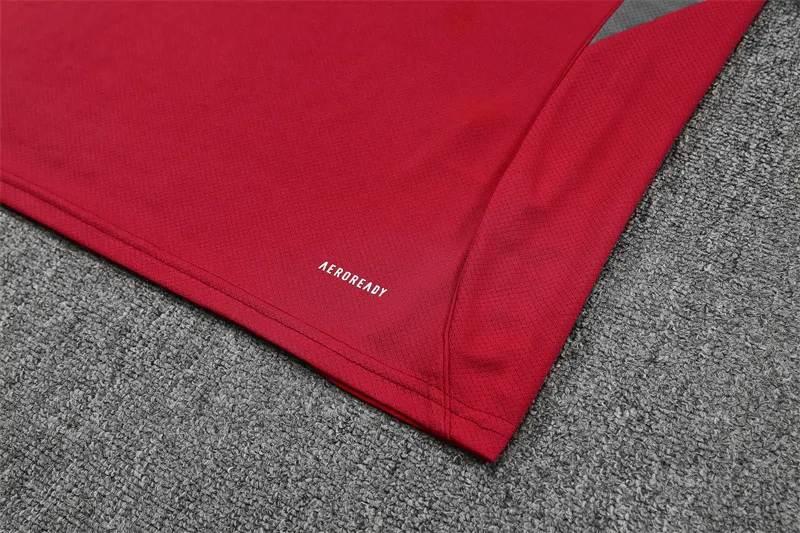 2025-26 Arsenal Red Short-Sleeve Training Jersey