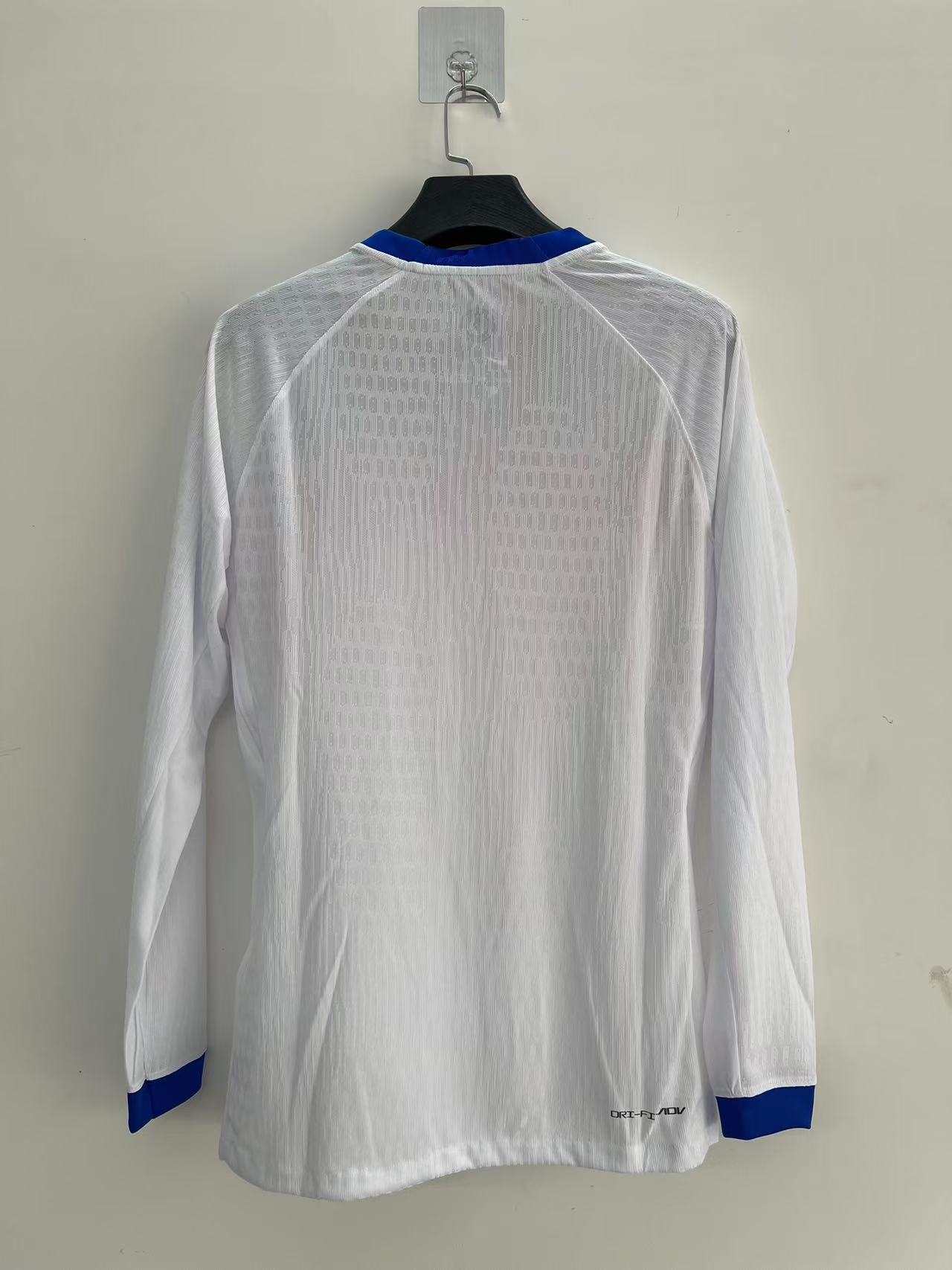 2025-26 England Home Long-Sleeve Jersey - Fan Edition
