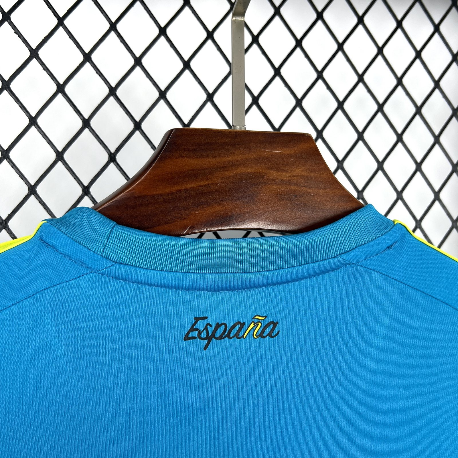 2026-27 Spain Training Jersey – Fan Version