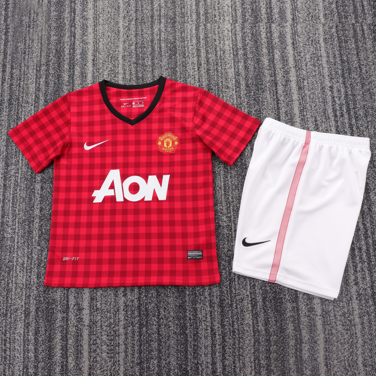 2012-13 Manchester United Home Retro Shirt - Kids Sizes