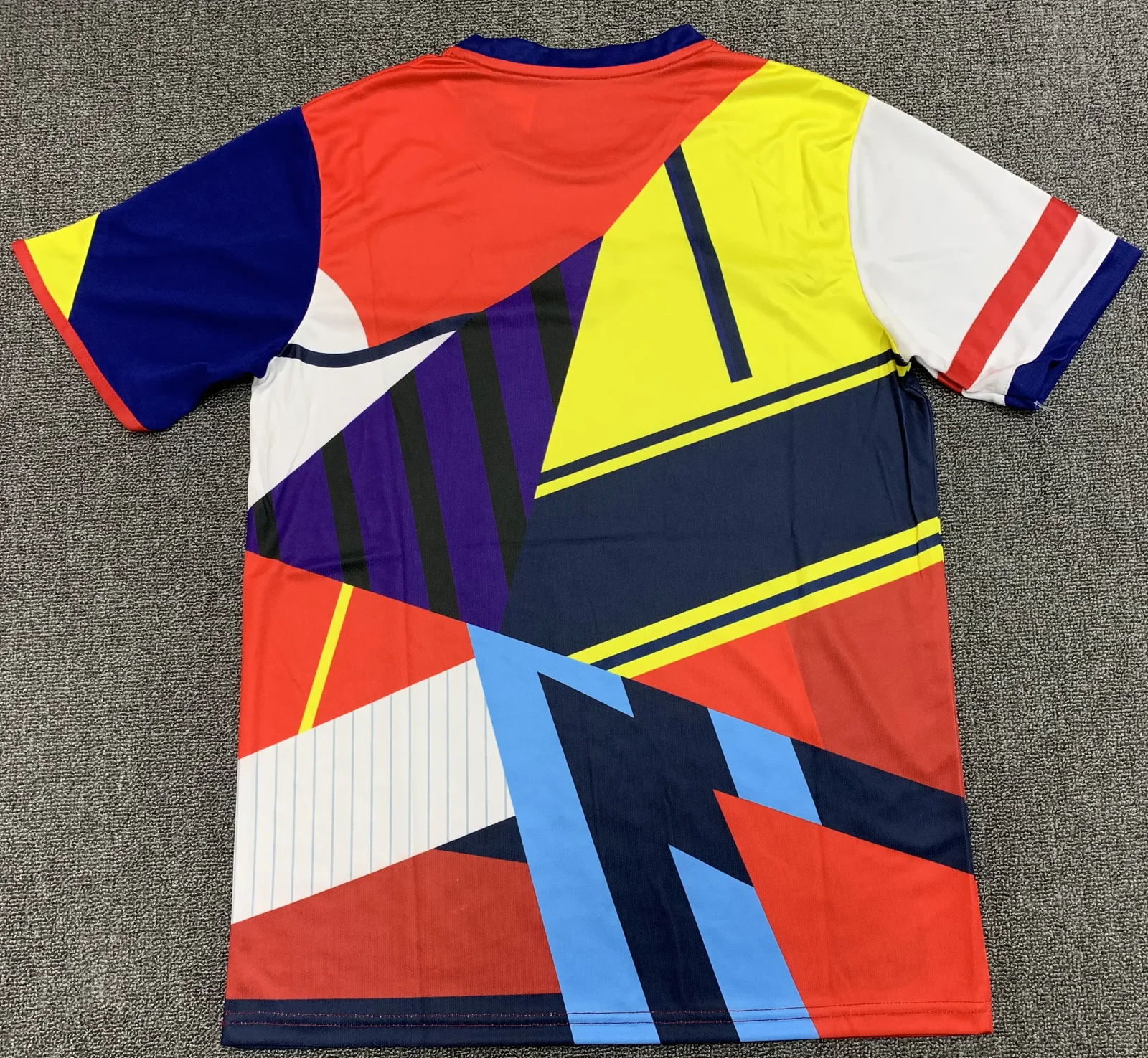 2014 Arsenal commemorative retro jersey