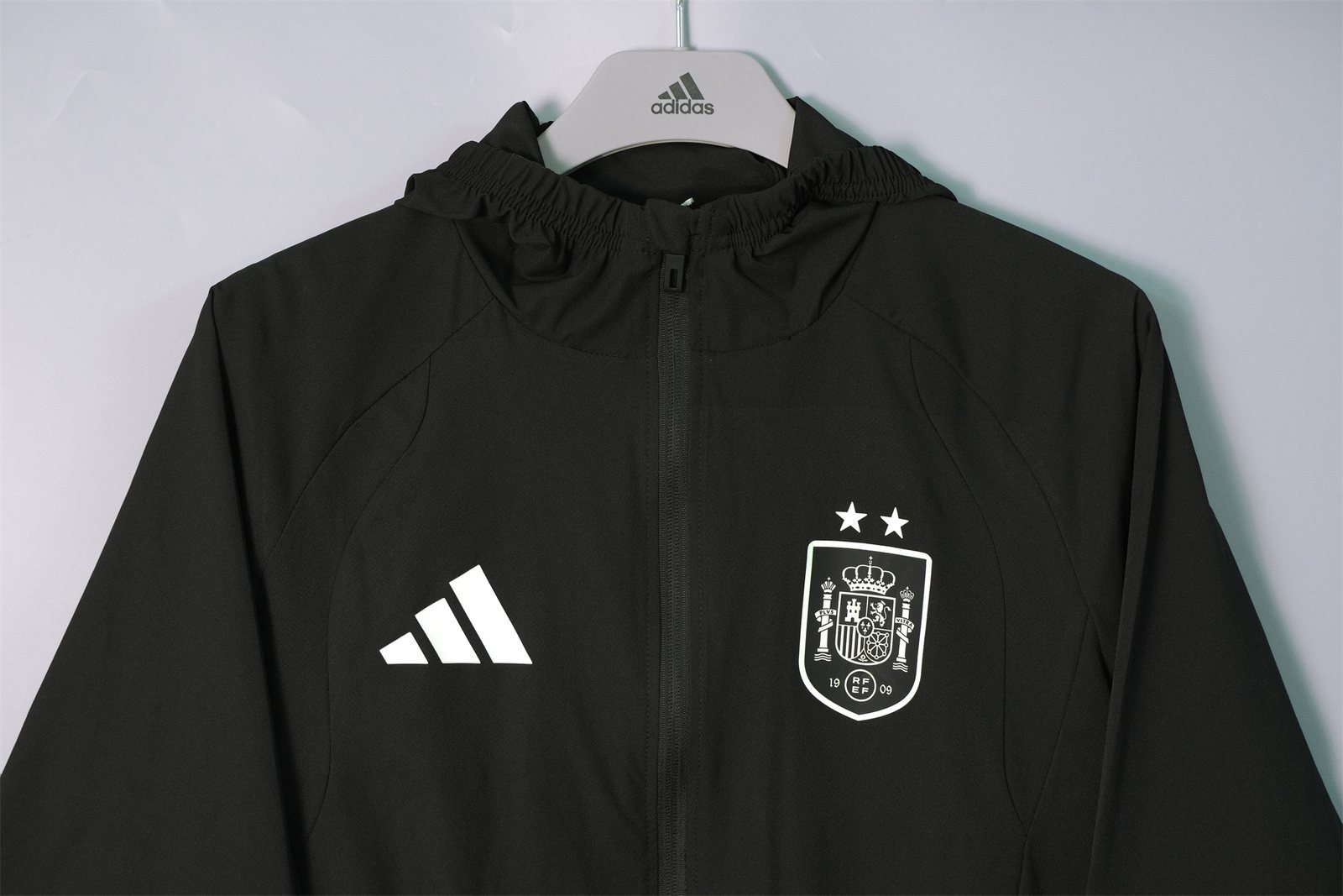 2026-27 Spain Hooded Waterproof Windbreaker