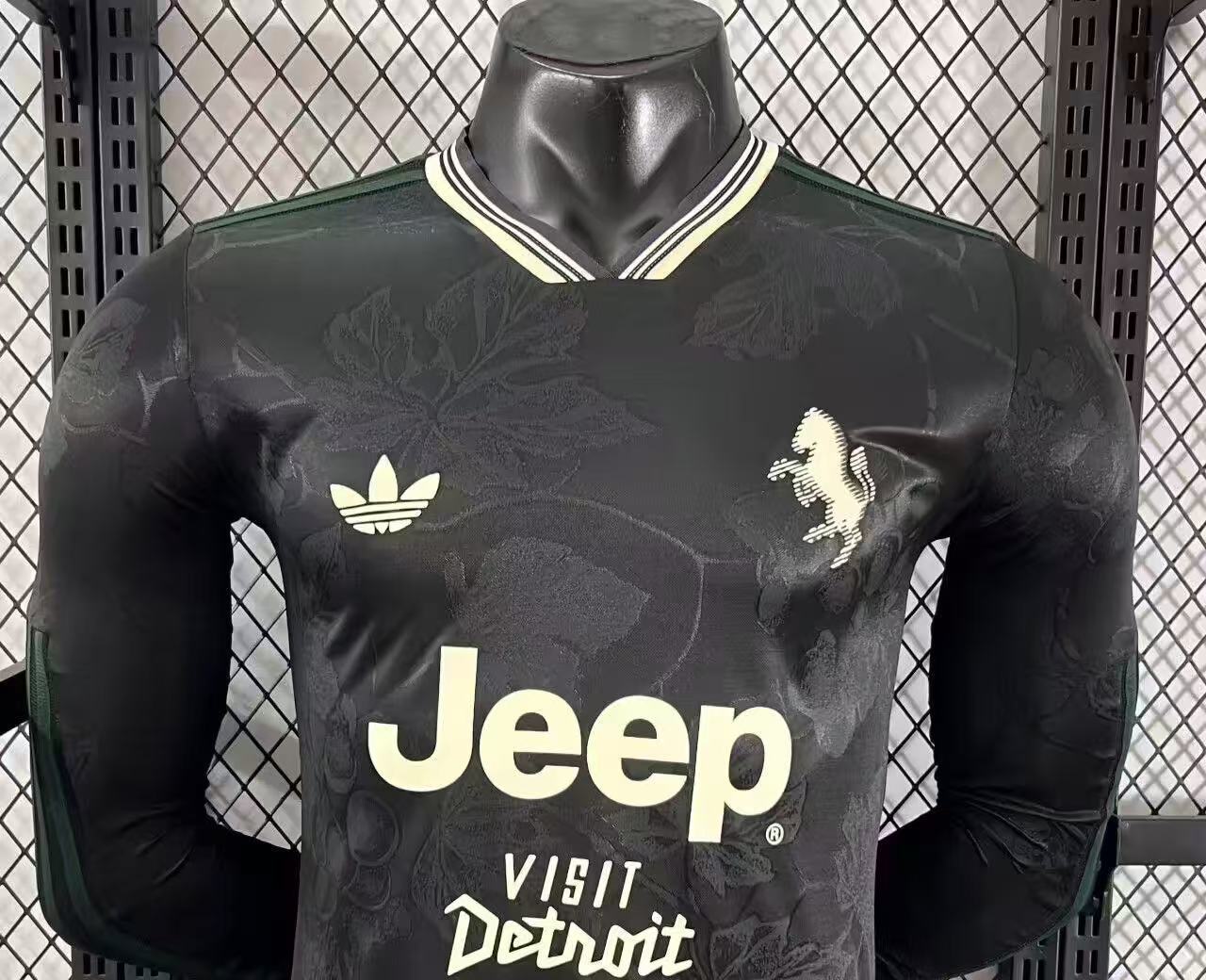 2025-26 Juventus Second Away Long-Sleeve Jersey - Player Version