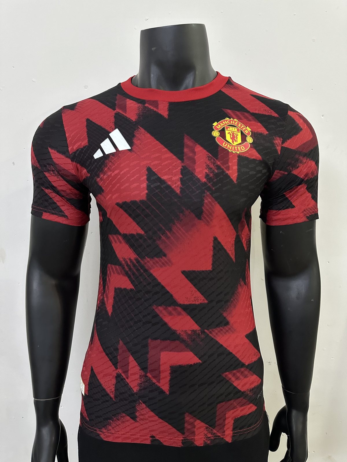 2025-26 Manchester United Training Jersey – Player Version