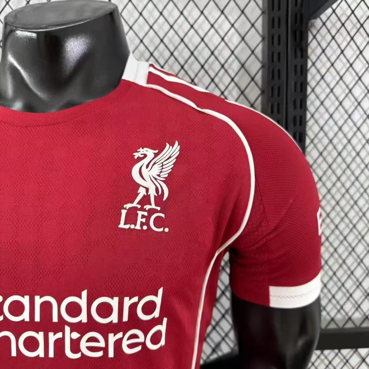 2025-26 Liverpool Home Kit - Player Edition
