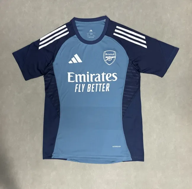 2025-26 Arsenal Training Jersey – Fan Version