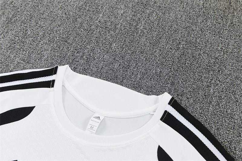 2026-27 Juventus White Short-Sleeve Training Jersey