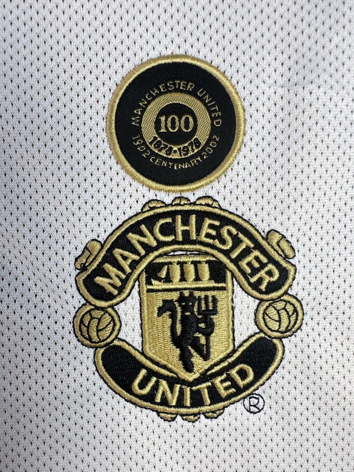 2001-02 Manchester United double-sided centenary commemorative retro jersey