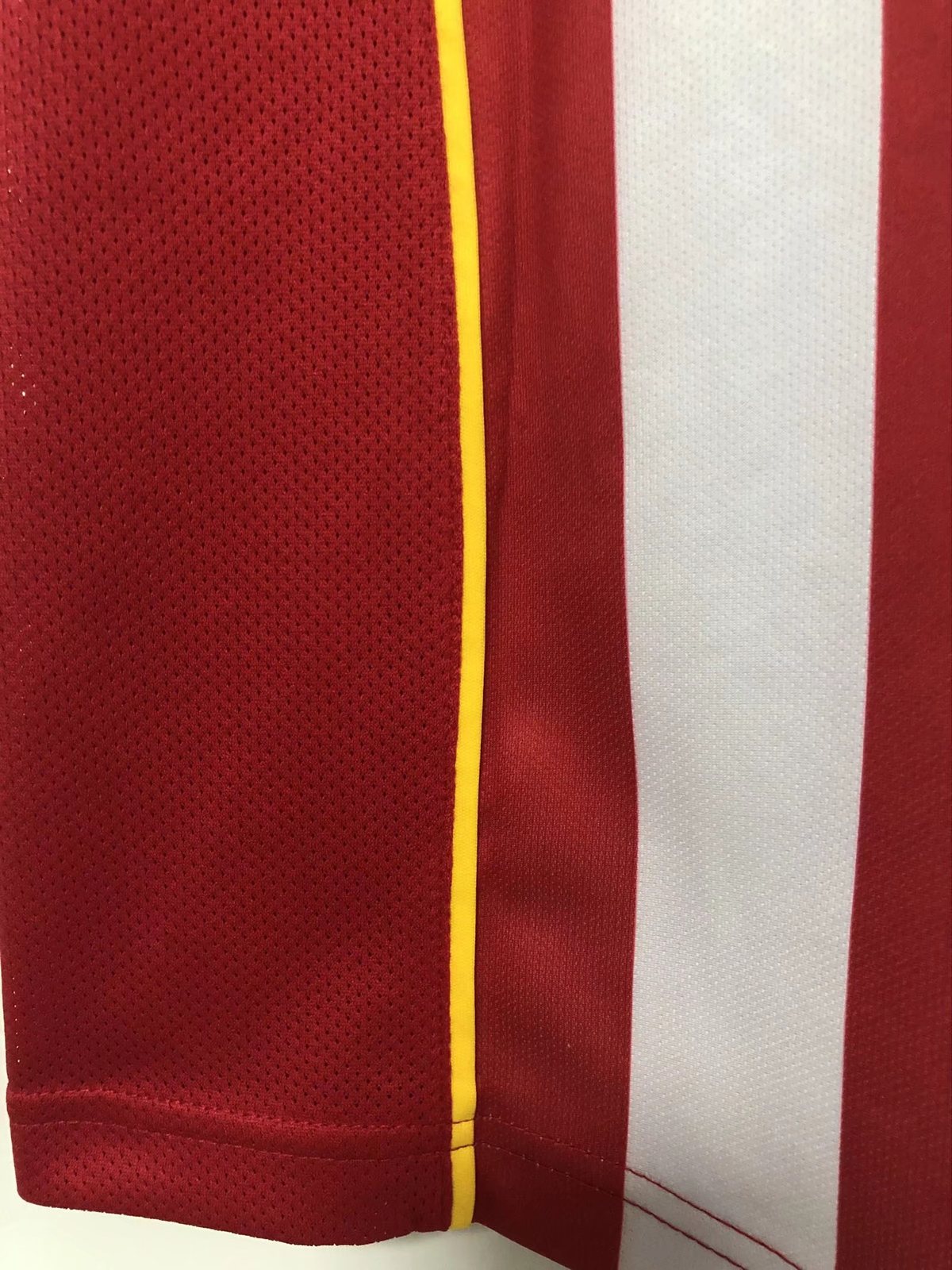 2004-05 Atletico Madrid Home Retro Jersey