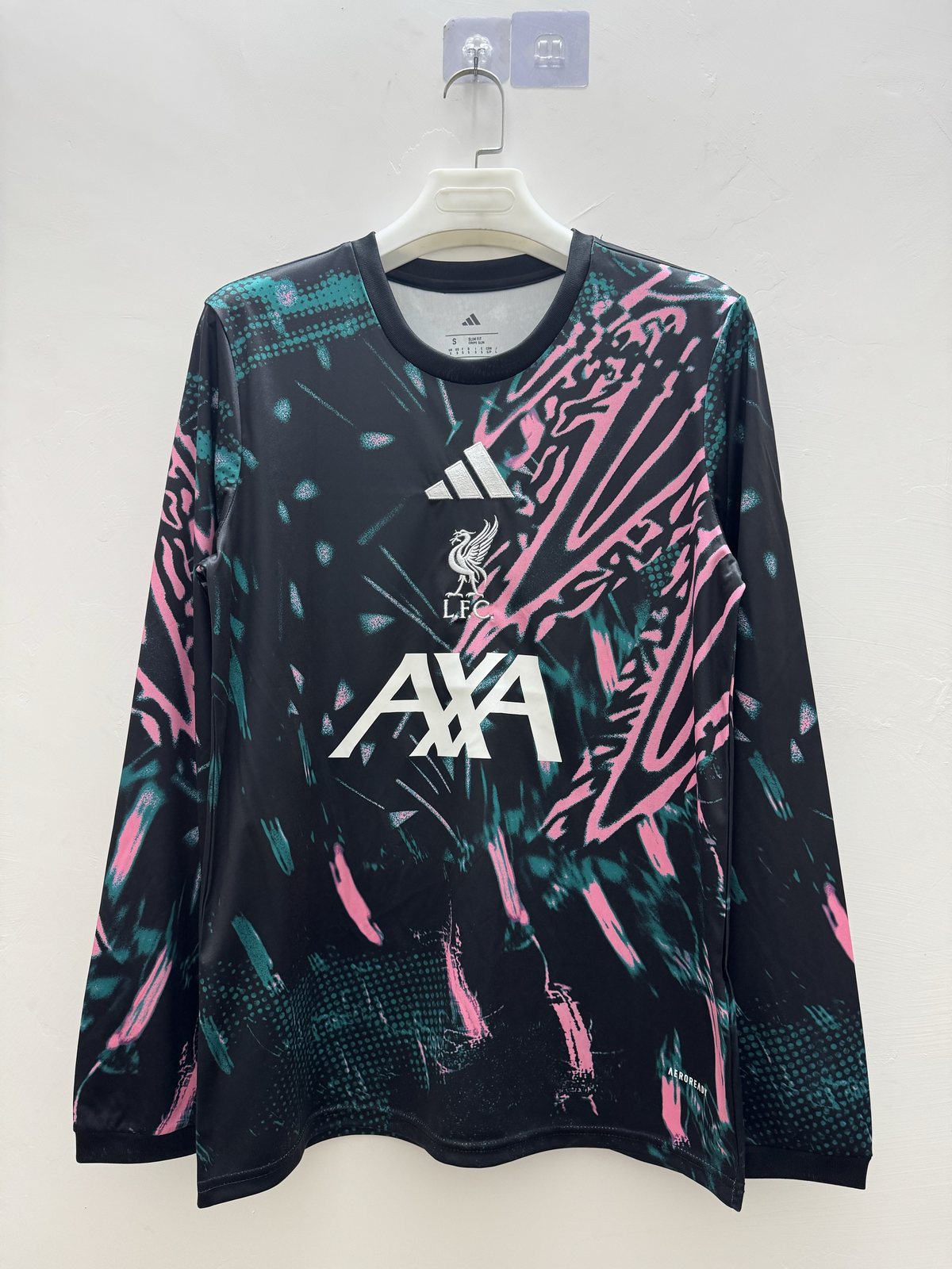 2026-27 Liverpool Training Long-Sleeve Kit - Fan Edition
