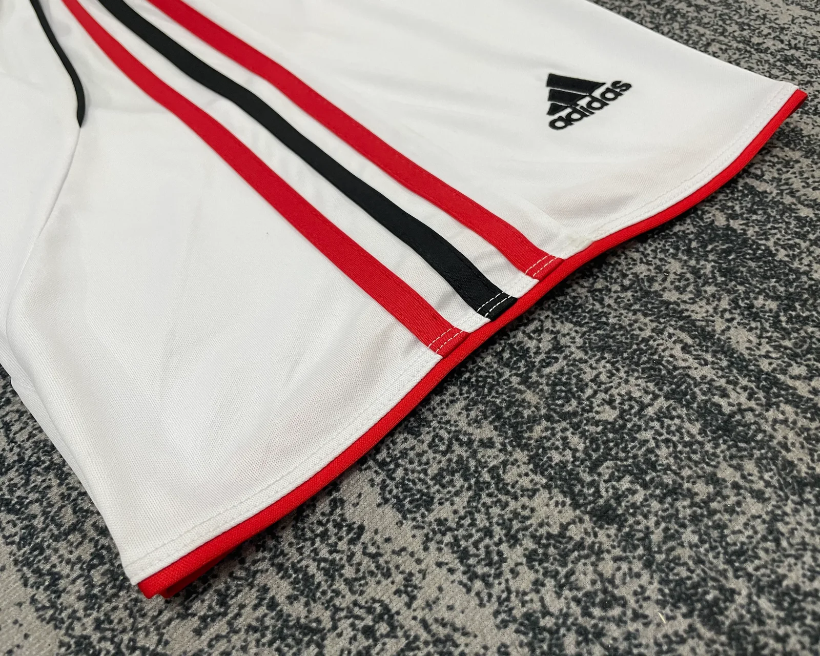 2006-07 AC Away Retro Shirt - Kids Sizes