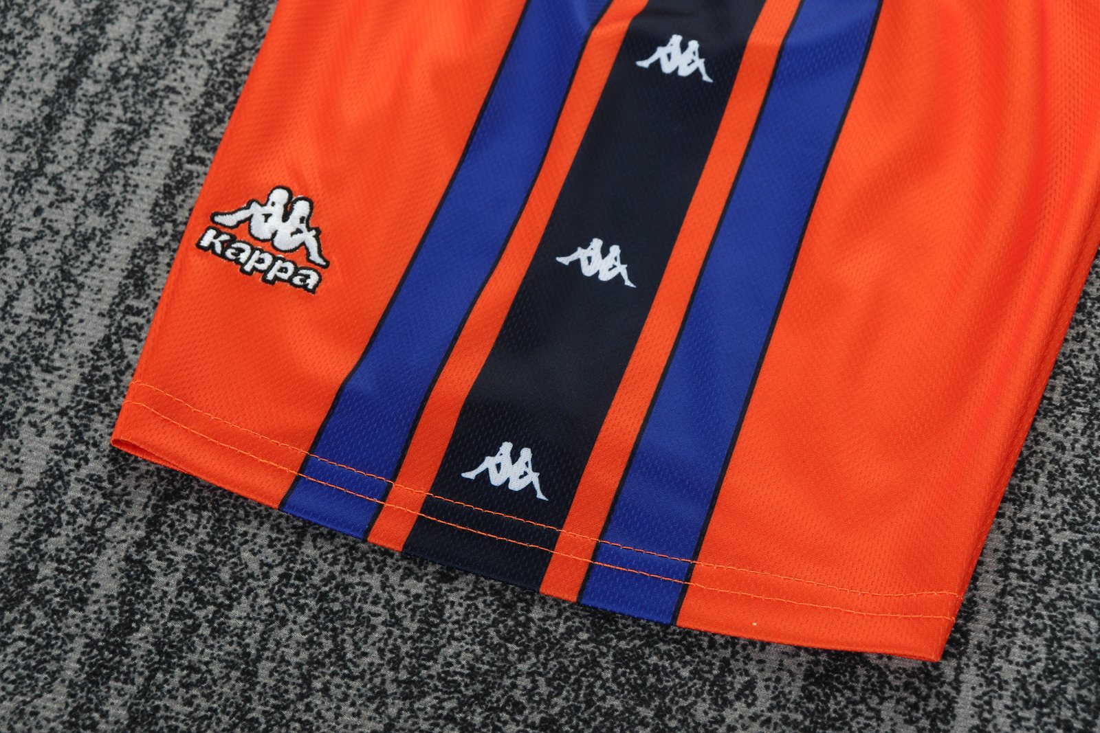 1997-98 Barcelona Away Retro Jersey - Kids