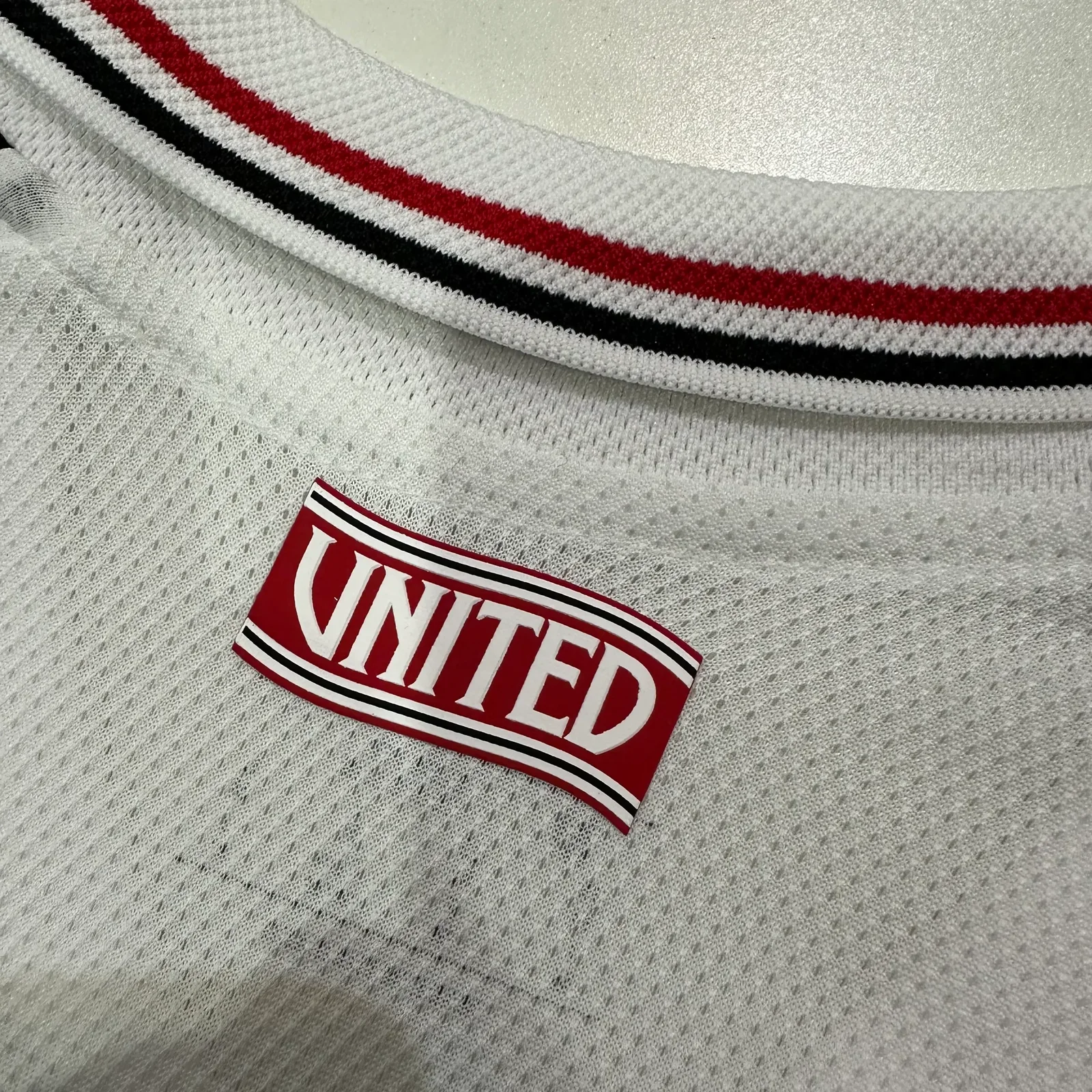 复制2026-27 Manchester United Goalkeeper Jersey - Player Version