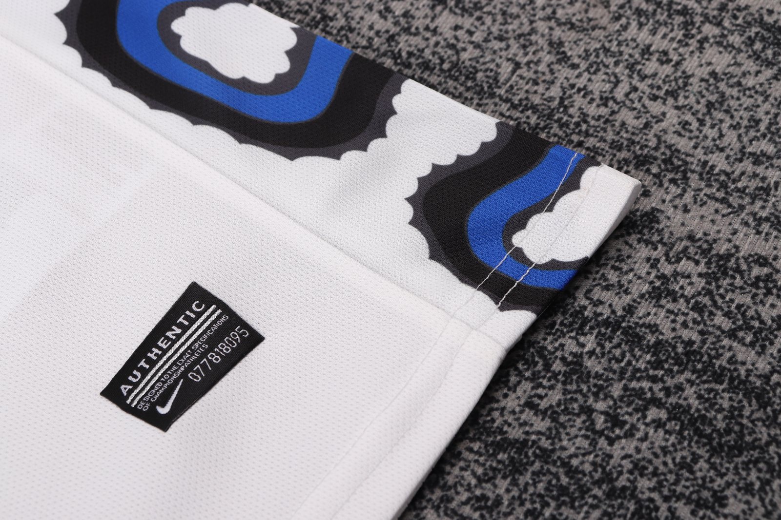 2010 Inter Away Retro Shirt - Kids Size
