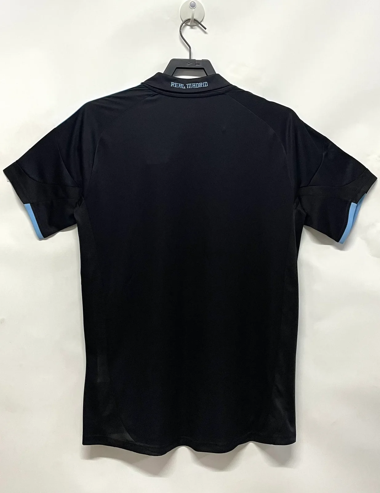 2009-10 Real Madrid Home Retro Jersey