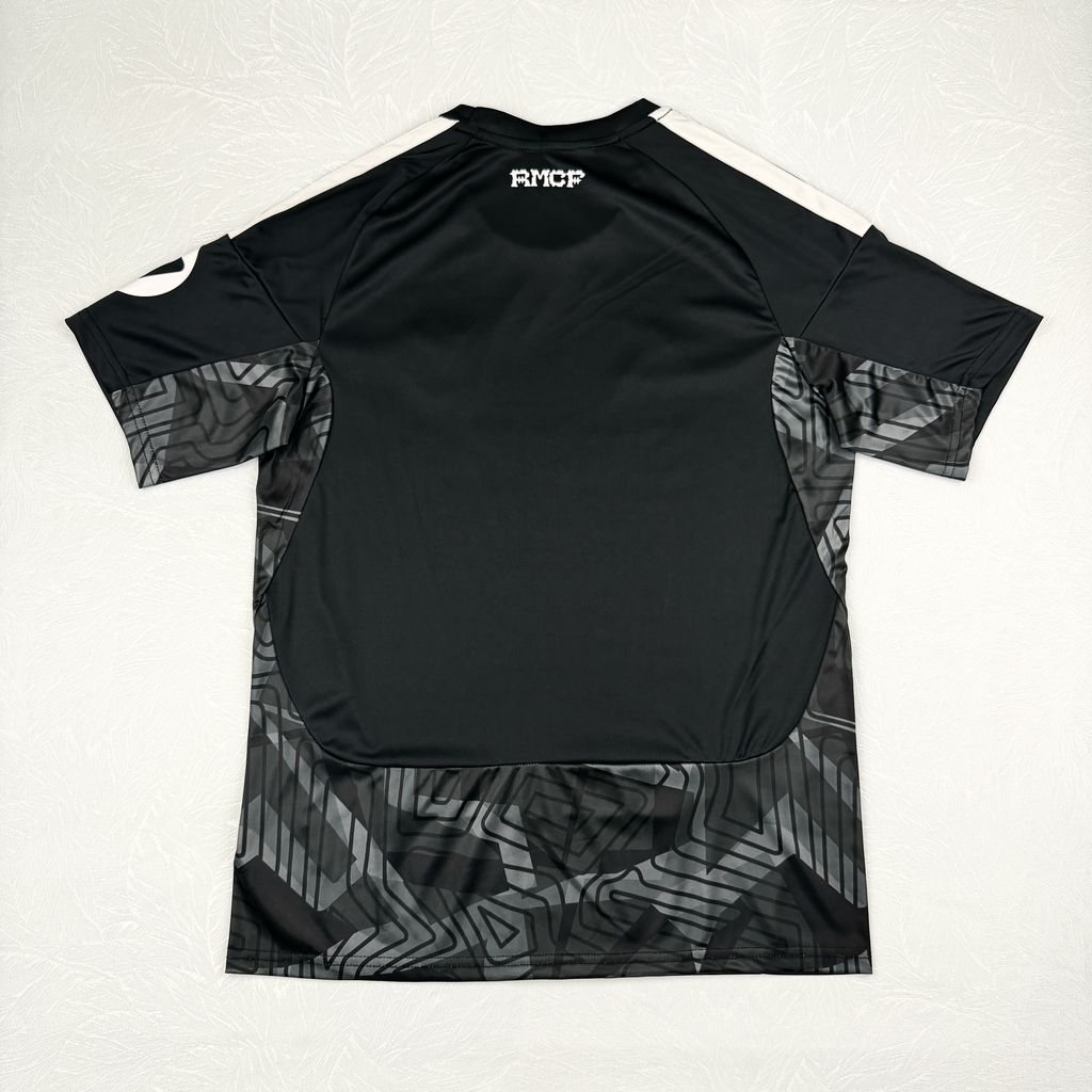 2026-27 Real Madrid Goalkeeper Jersey - Fan Edition