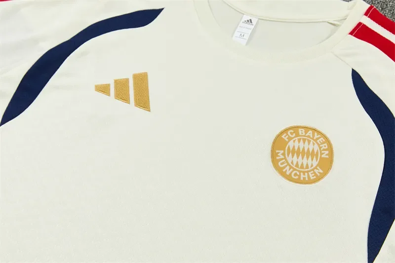 2026-27 Bayern Munich Beige Short-Sleeve Training Jersey