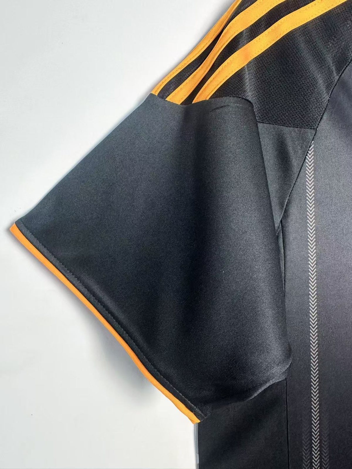 2010-11 Chelsea Away Retro Jersey