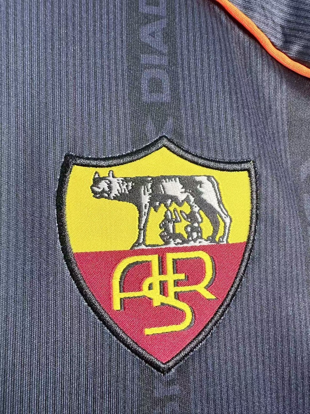 1999-00 Roma Away II Retro Long-Sleeve Jersey