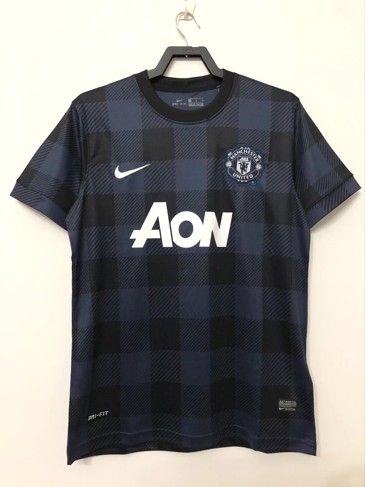 2013-14 Manchester United away black retro jersey