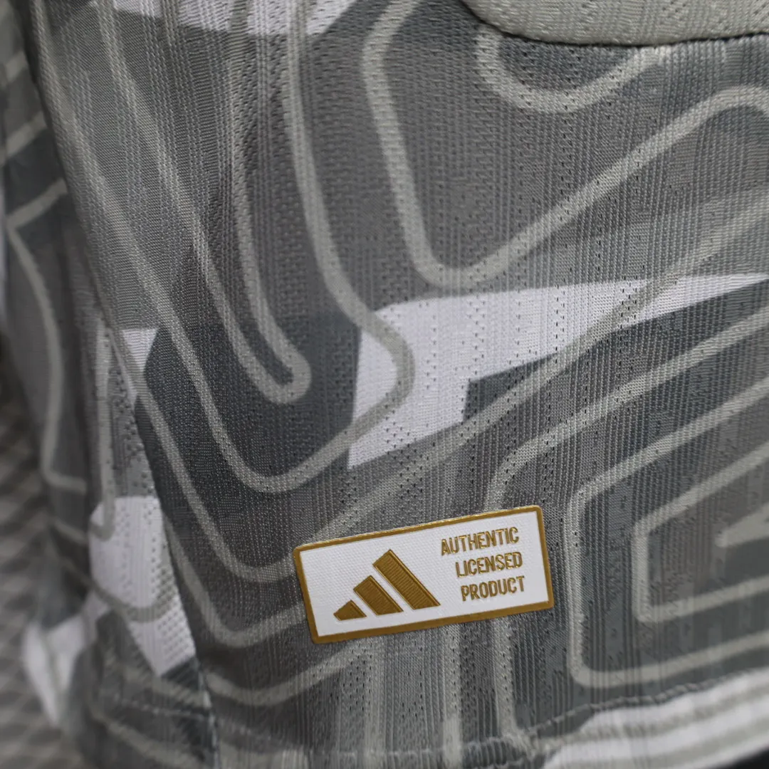 2026-27 Arsenal Goalkeeper Jersey - Player Version