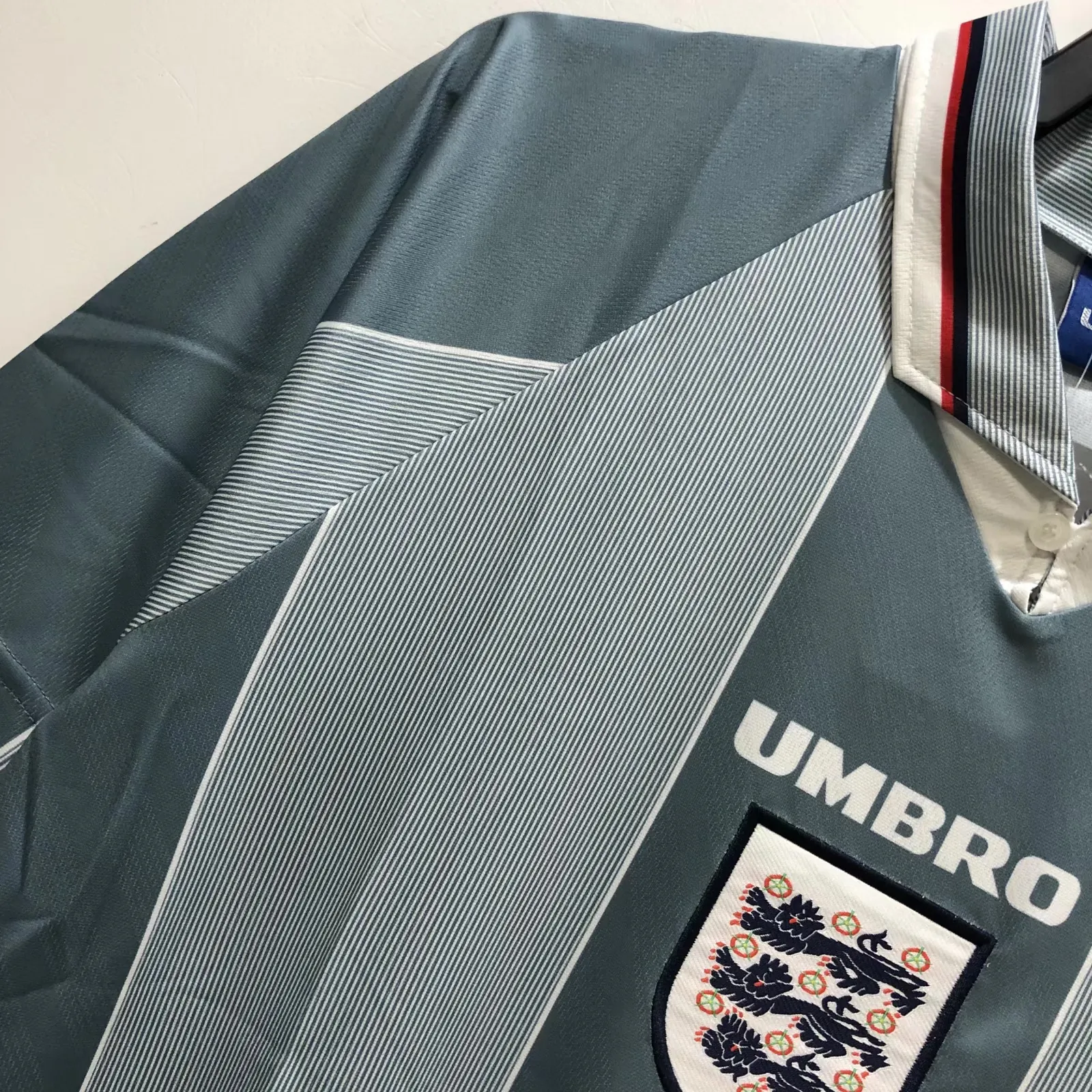 1996 England Away Retro Kit