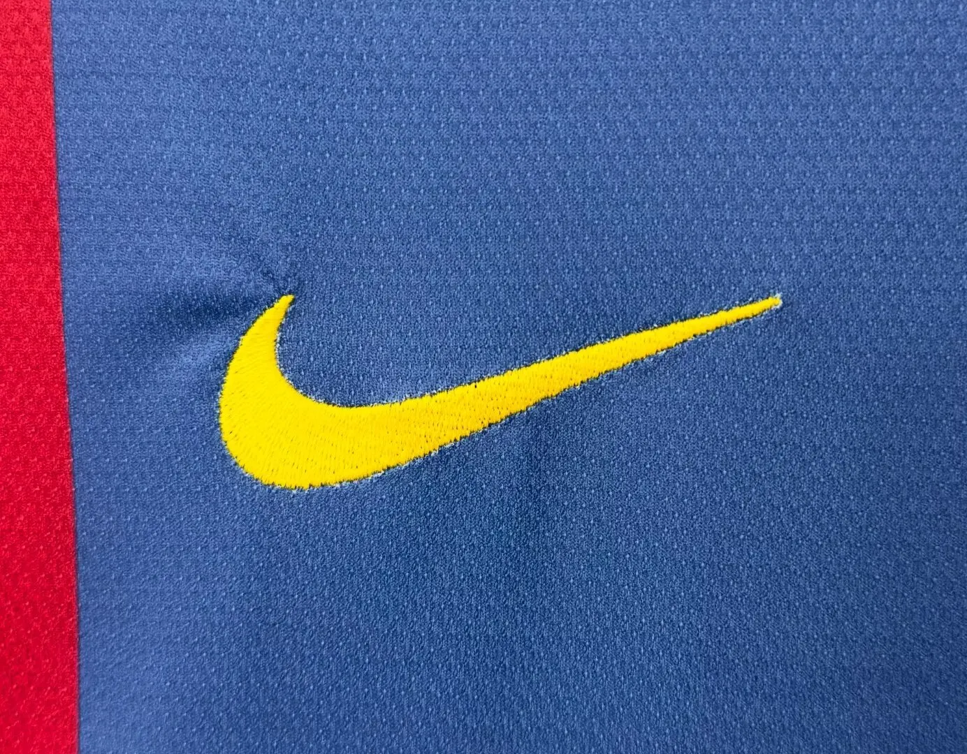 2006-07 Barcelona Home Retro Jersey