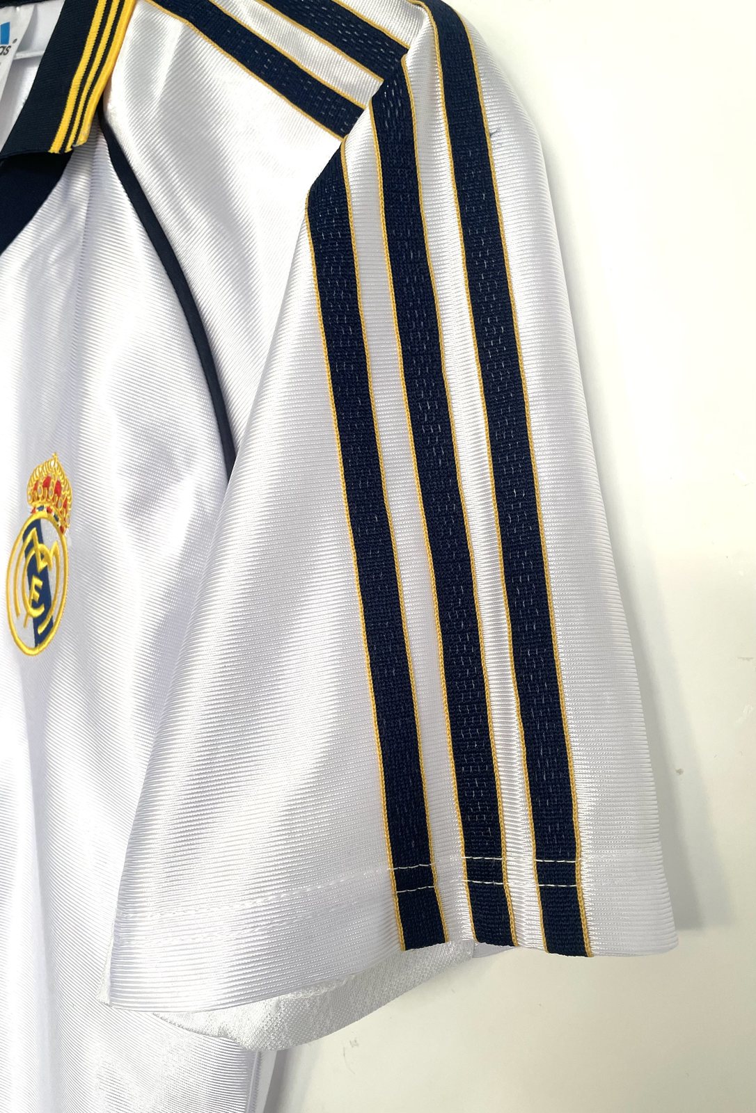 1998-00 Real Madrid Home Retro Jersey