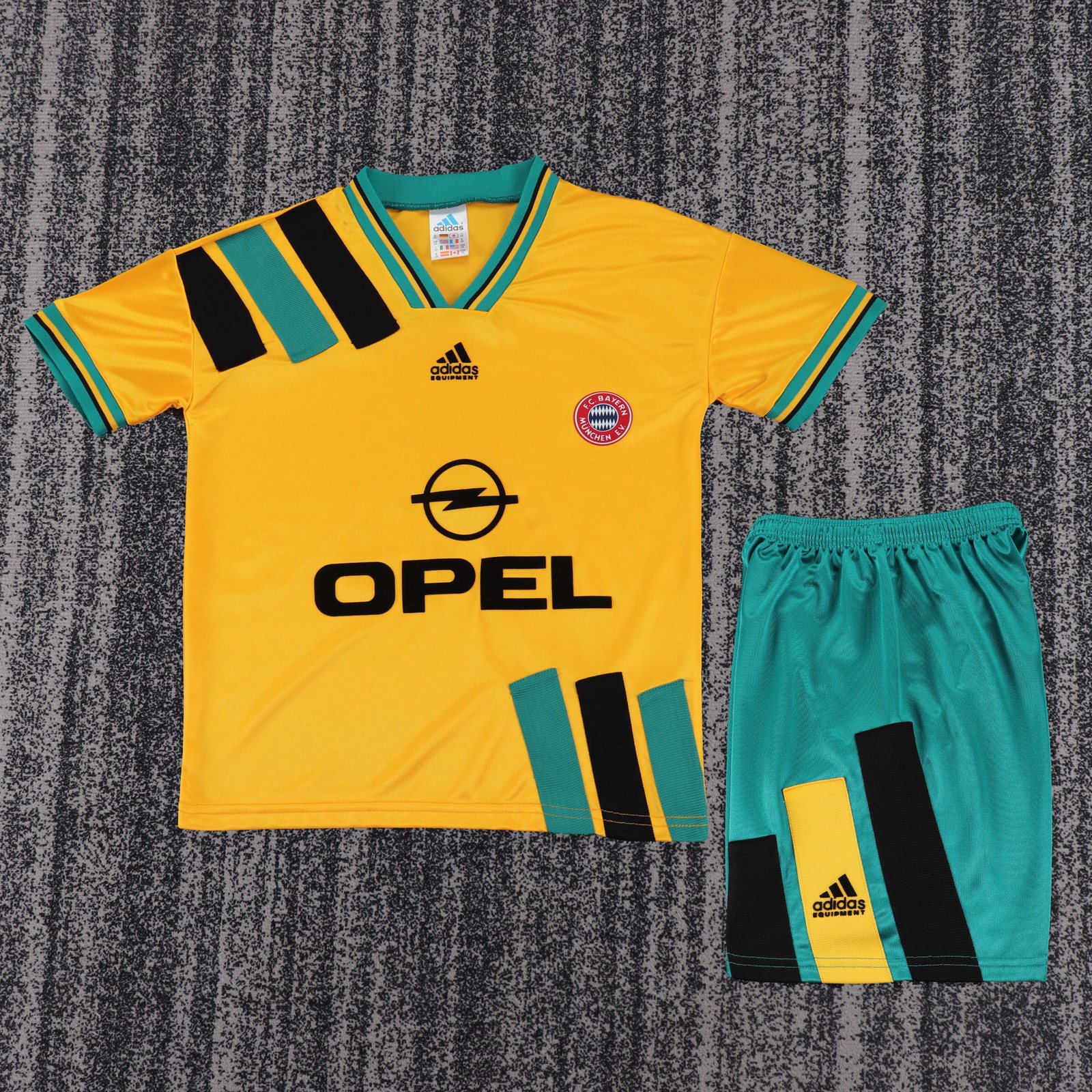 1993-95 Bayern Munich Away Shirt - Kids'