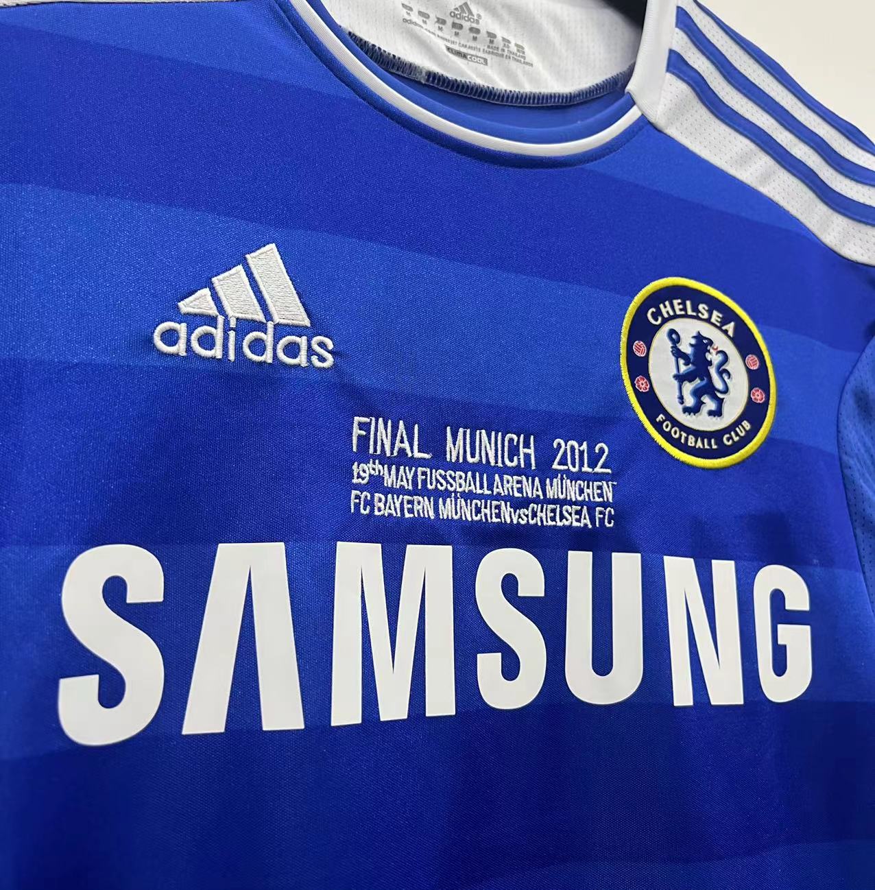 2011-12 Chelsea Home Retro Shirt