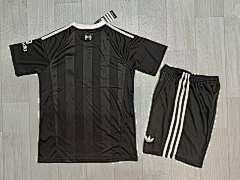 2025-26 Liverpool FC Goalkeeper Shirt - Kids