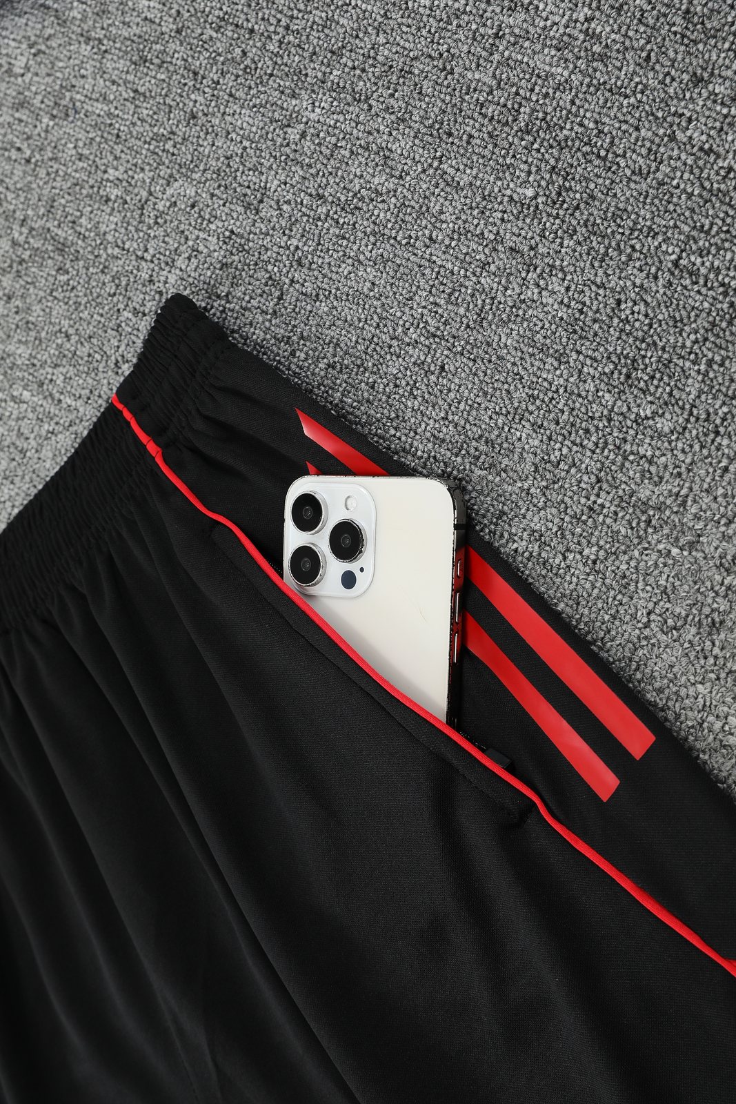 2025-26 Manchester United training vest jersey