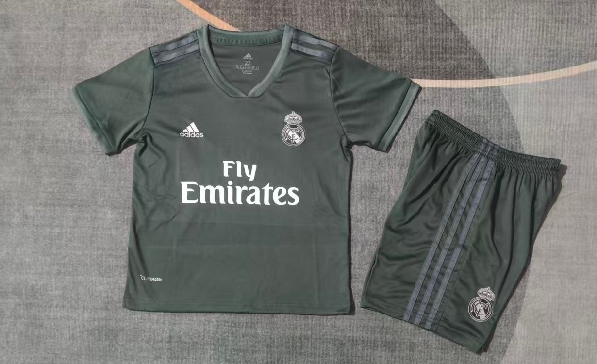 2026-27 Real Madrid Training Jersey - Kids'