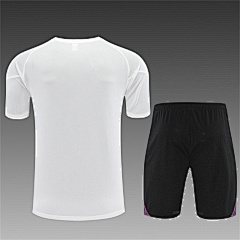 2025-26 Manchester United white short-sleeved training jersey