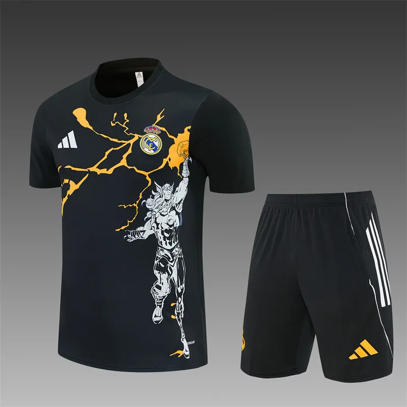 2025-26 Real Madrid Black Short-Sleeve Training Jersey