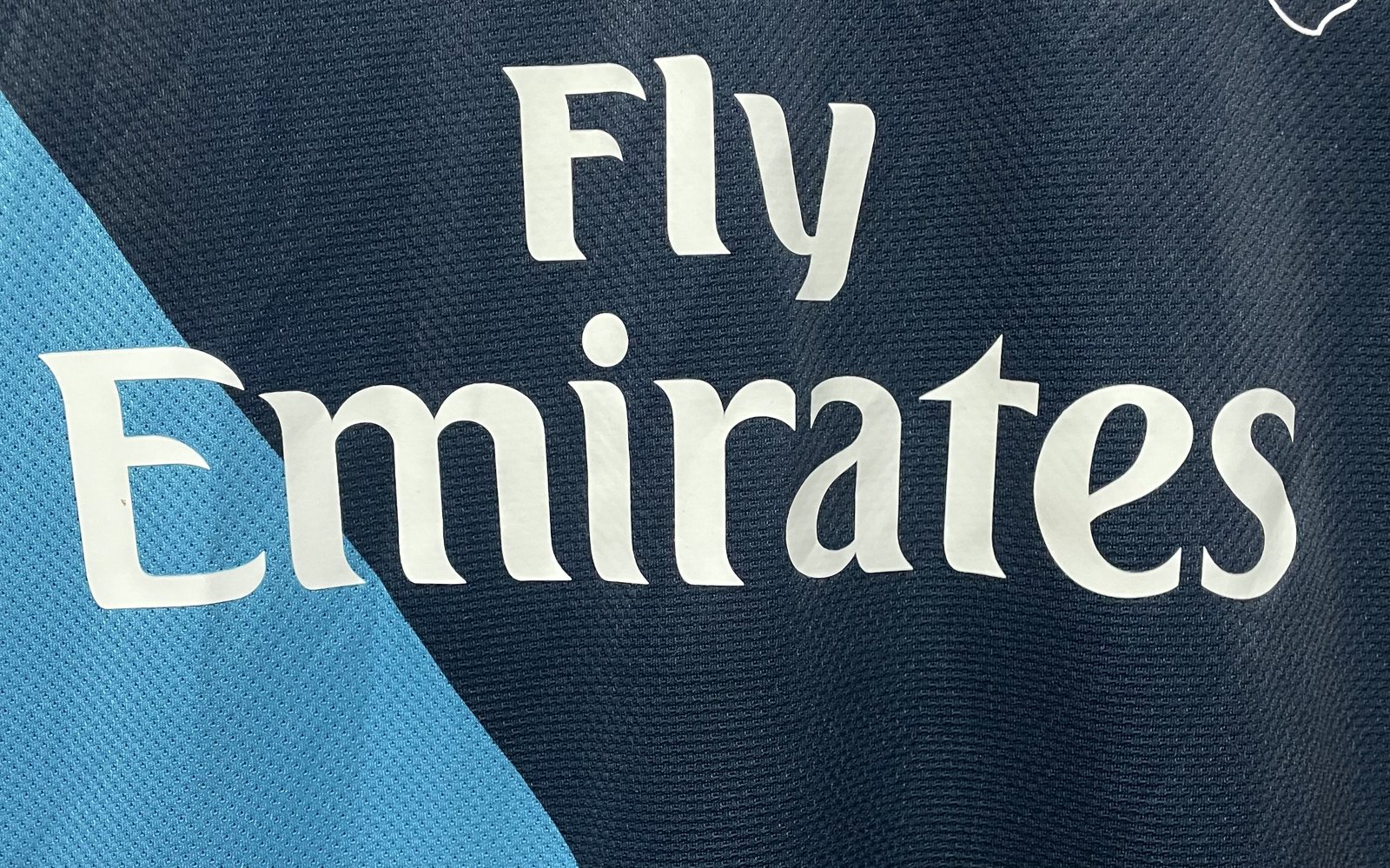 2011-12 Arsenal Away Retro Shirt