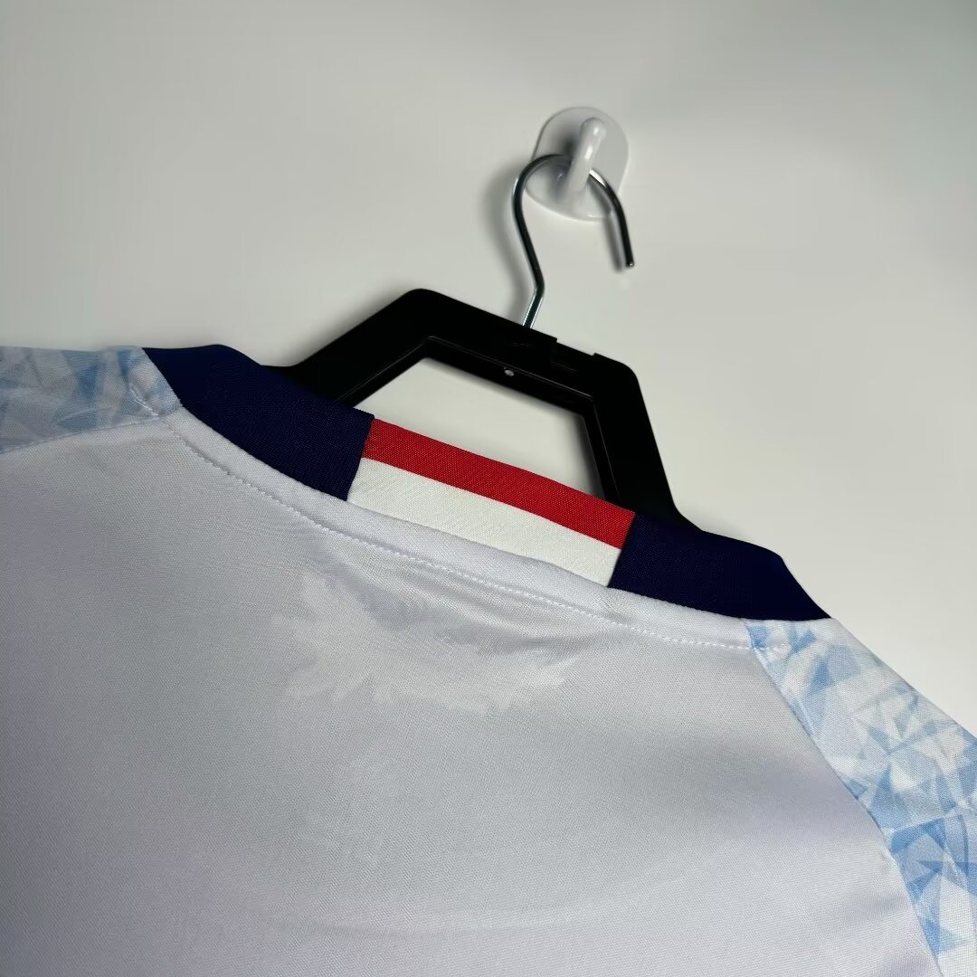 2016-17 Japan Away Retro Jersey
