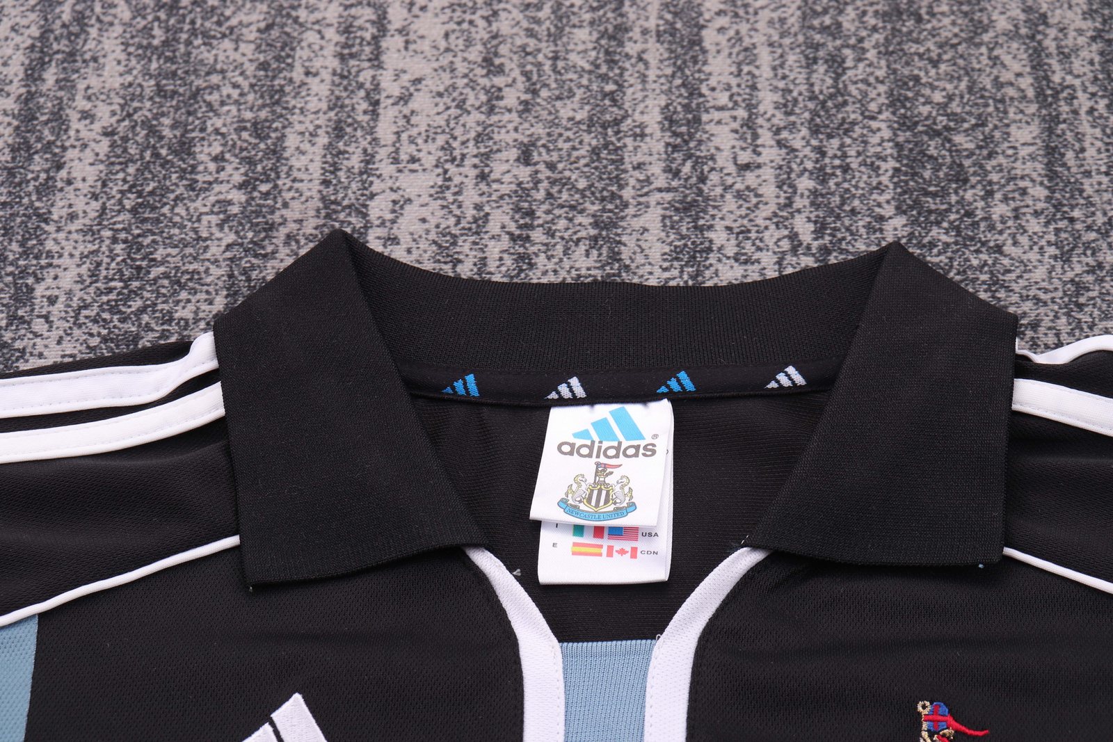 2000-01 Newcastle United Away Retro Kit - Children's