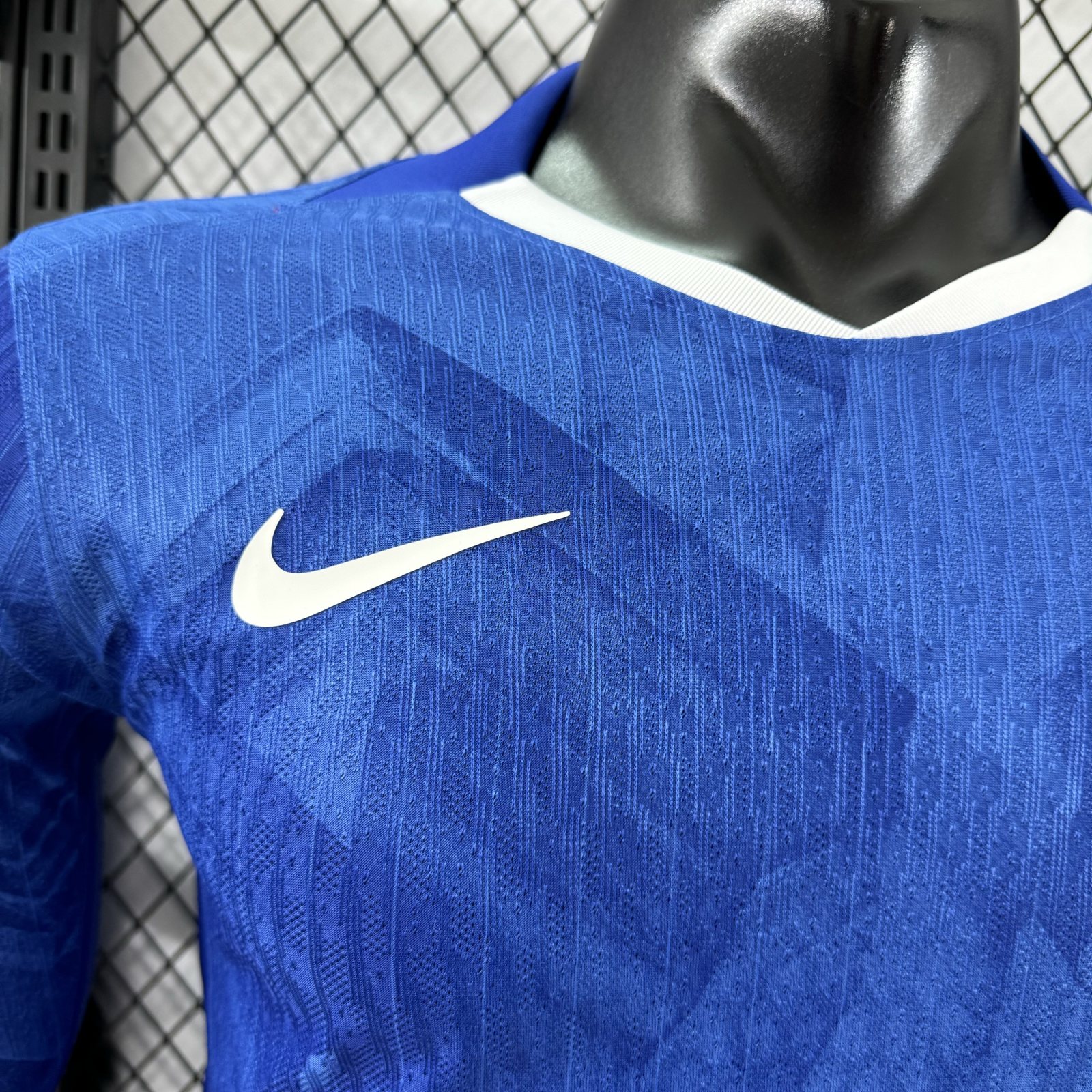 2025-26 Chelsea Home Long-Sleeve Jersey – Player Version