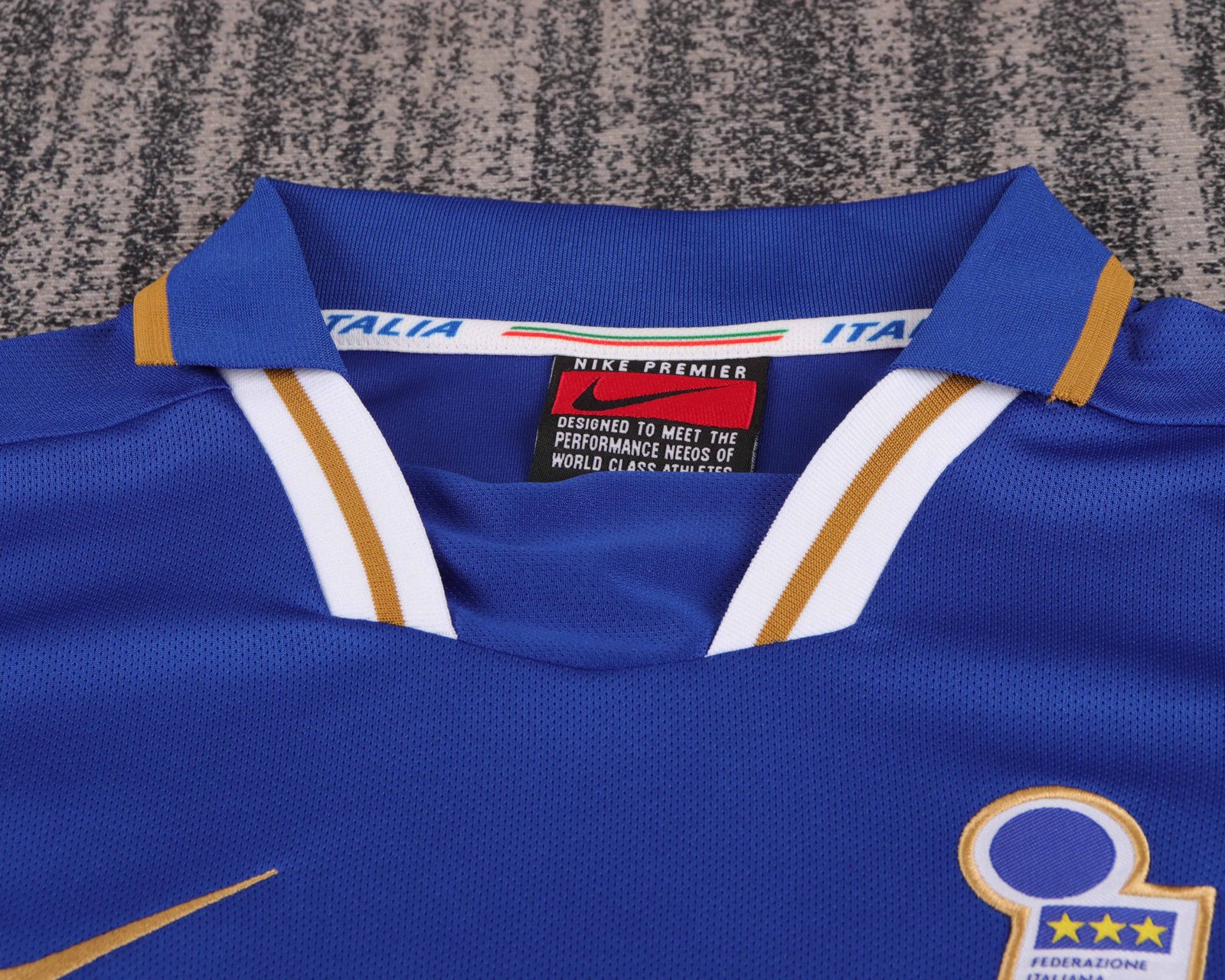 1996 Italy Home Retro Shirt - Kids