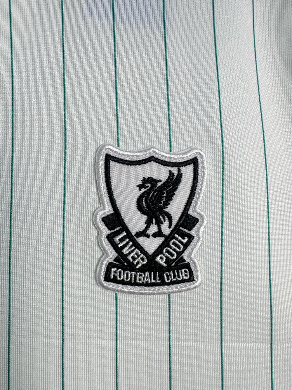 2025-26 Liverpool Retro Kit