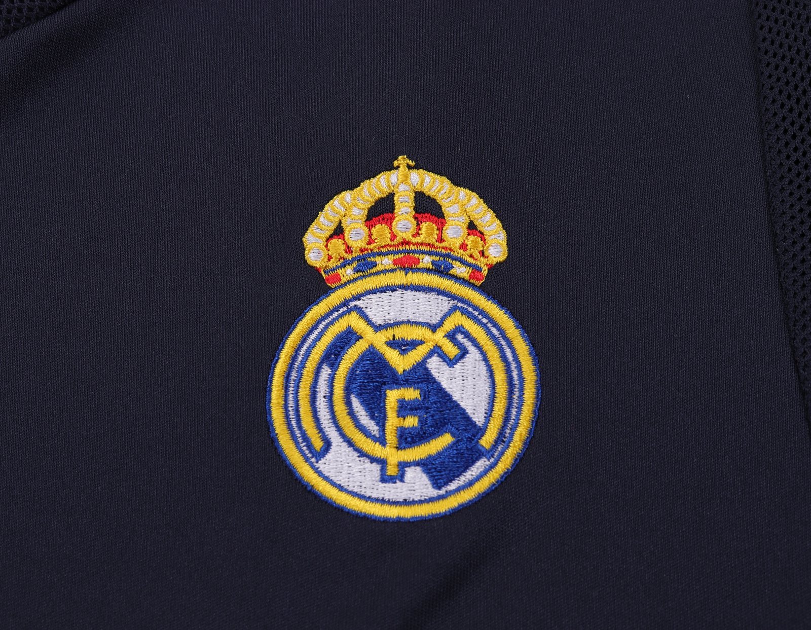 2004-05 Real Madrid Away Shirt – Kids'
